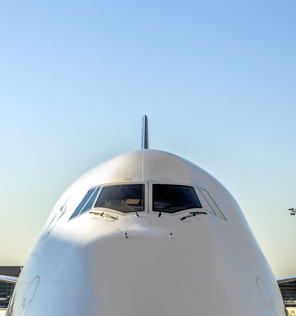 front view of a airplane